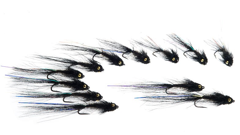 Midgar Spey Muddler kan imitere mange ulike byttedyr i sj&oslash;en, fra b&oslash;rstemarker til sm&aring;fisk! Midgar Spey Muddler har et muddlerhode av sort hjorteh&aring;r, sort whiting spey-hackle i hale og kroppp, uv-dubbingkropp og innvendig fortynging i tillegg til kulekjetting&oslash;yne. Den kan derfor fiskes veldig rolig, og f&aring;r fin gange selv med korte, rolige inntrekk, og ikke minst egenbevegelse mellom inntrekkene. Leveres i str 6 og 8.